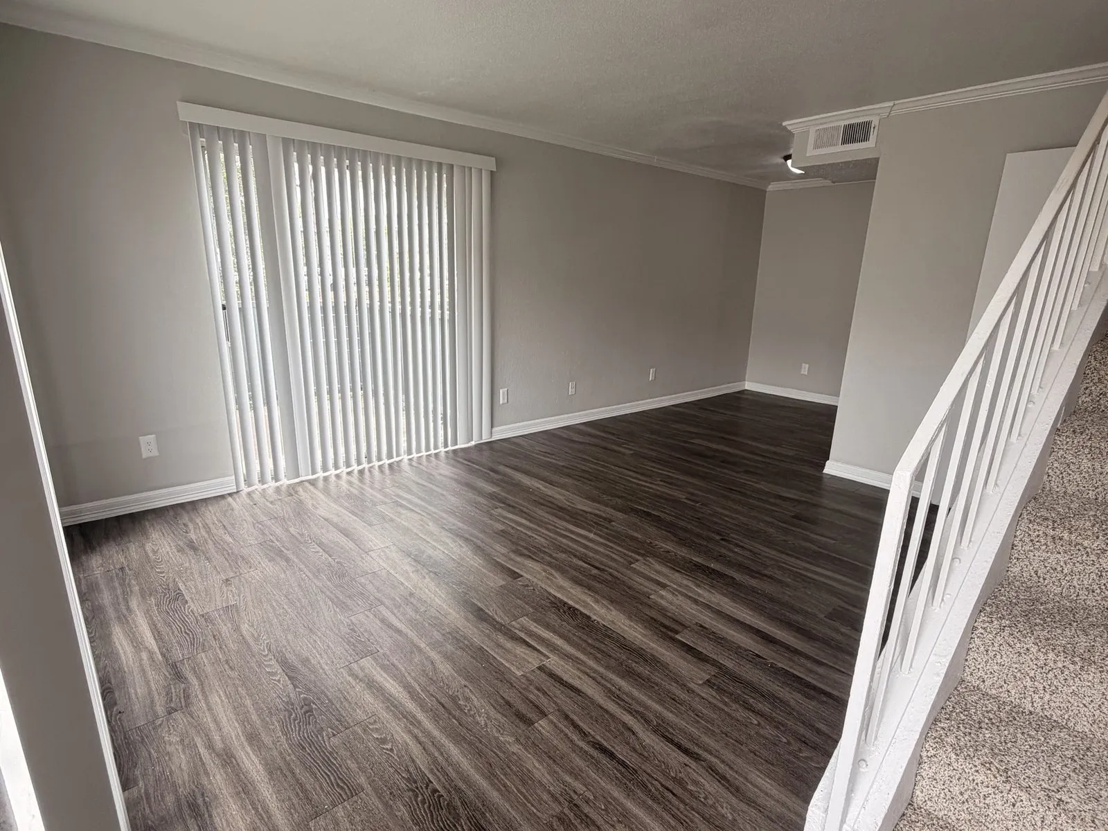 Lakeside Forest — Living room